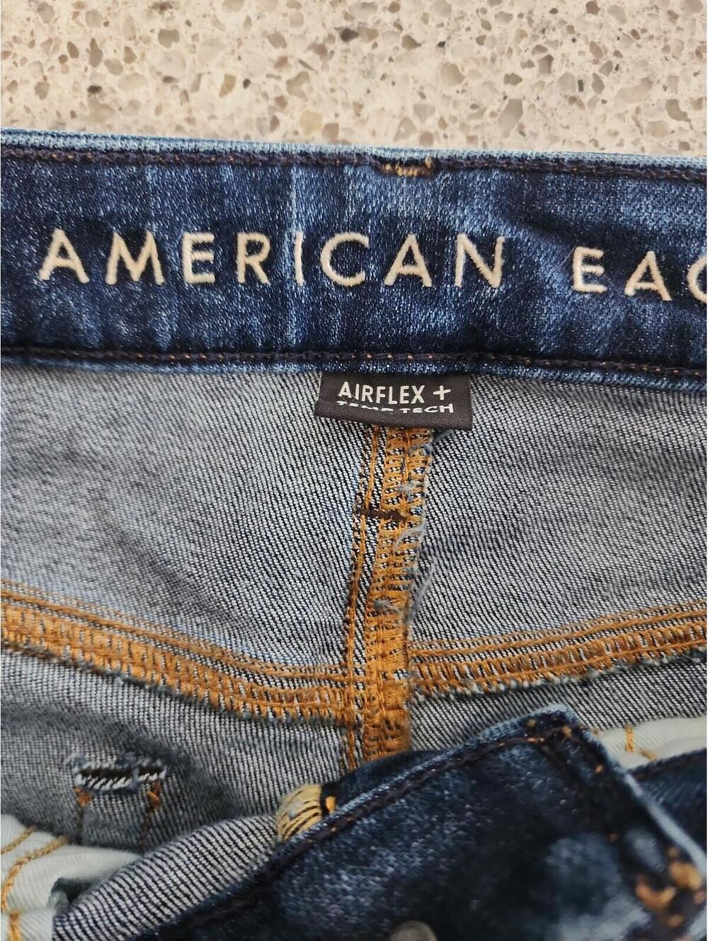 Jeans - Picture 5 of 9
